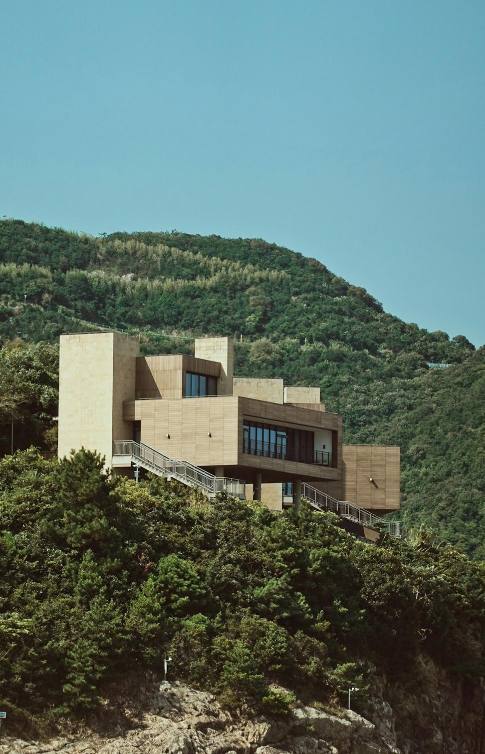 Mountain View Retreat